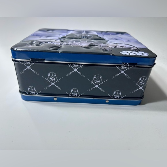 FREE w/ Purchase-Star Wars x Darth Vader - Metal Case / Container / Lunch Box 🧳✨ - Picture 8 of 15